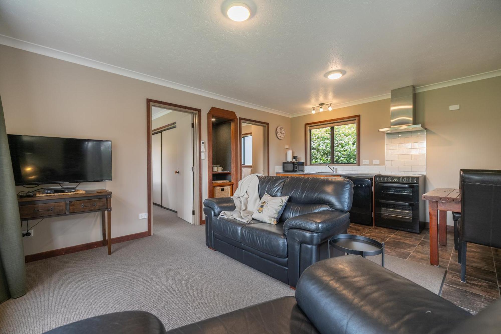 Te Anau Cottage Extérieur photo